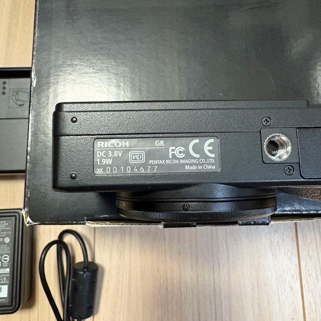 L*Y様 RICOH GR コンパクトデジタルカメラ 動作良好♫