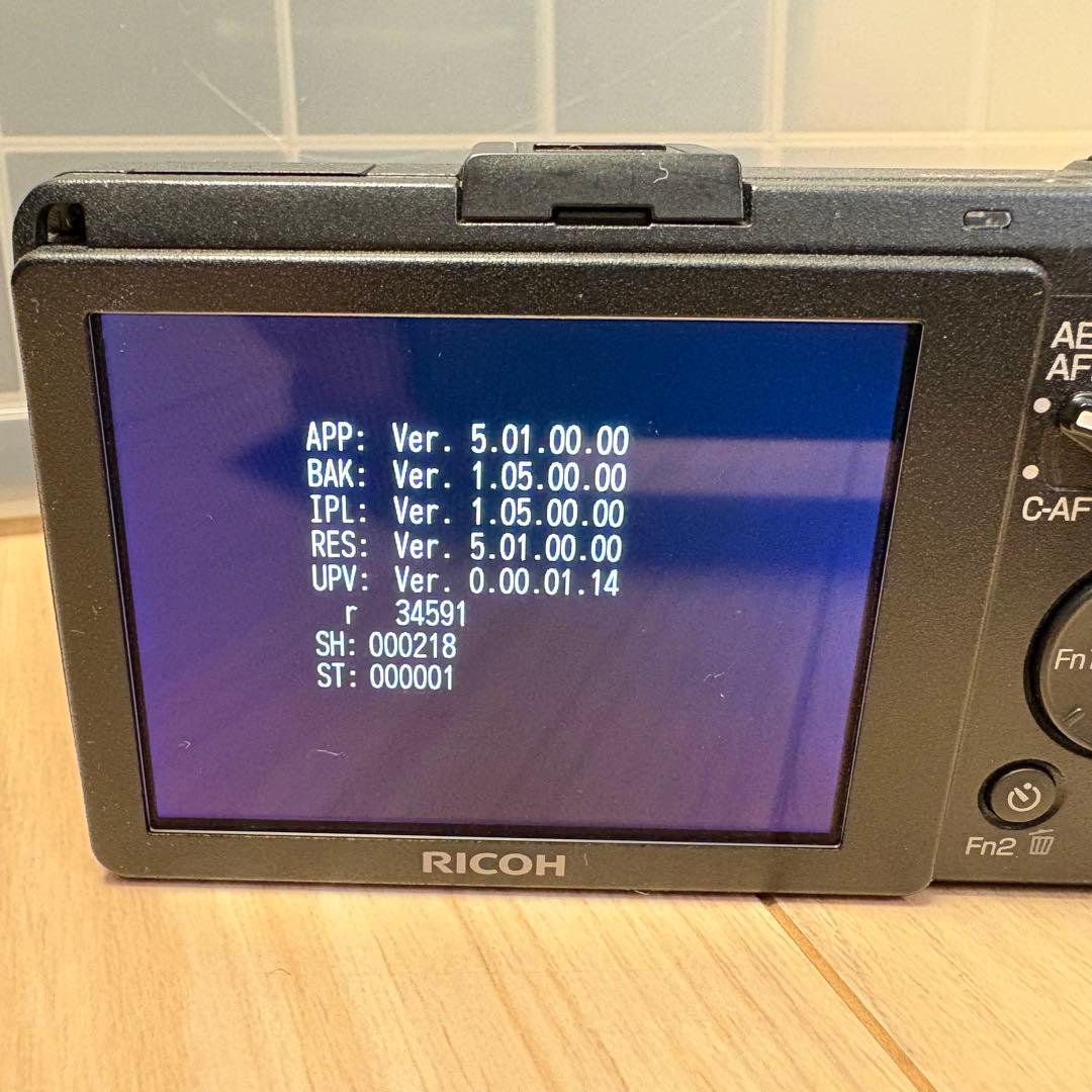 L*Y様 RICOH GR コンパクトデジタルカメラ 動作良好♫