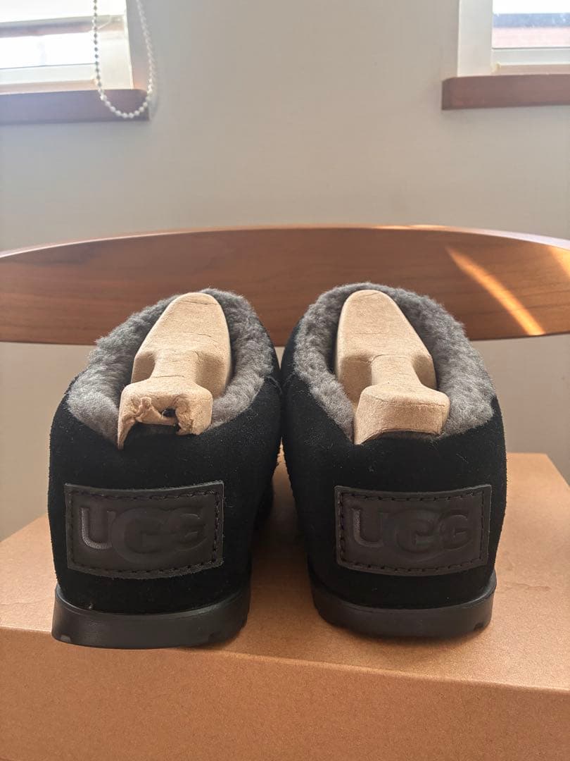 UGG pumped SLID ブラック　25.0 アグ　パンプド　スライド