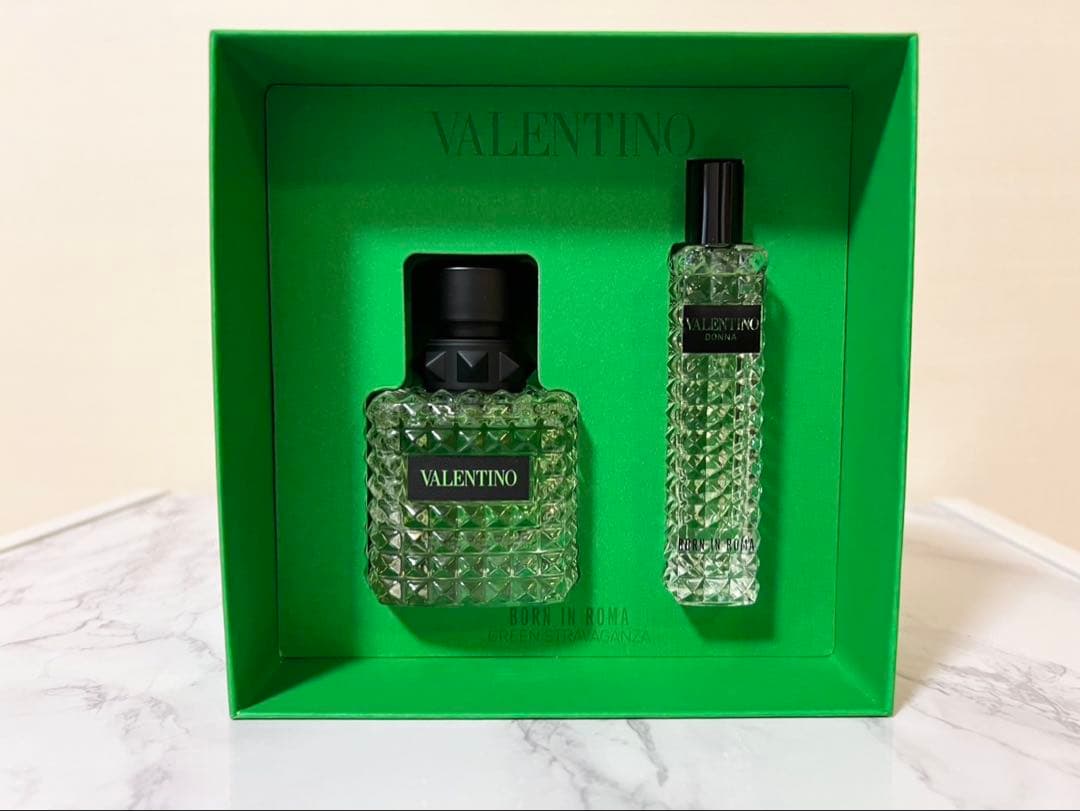 ⭐︎ヴァレンティノ⭐︎ドンナ ボーン イン ローマ GN せット 24 HO