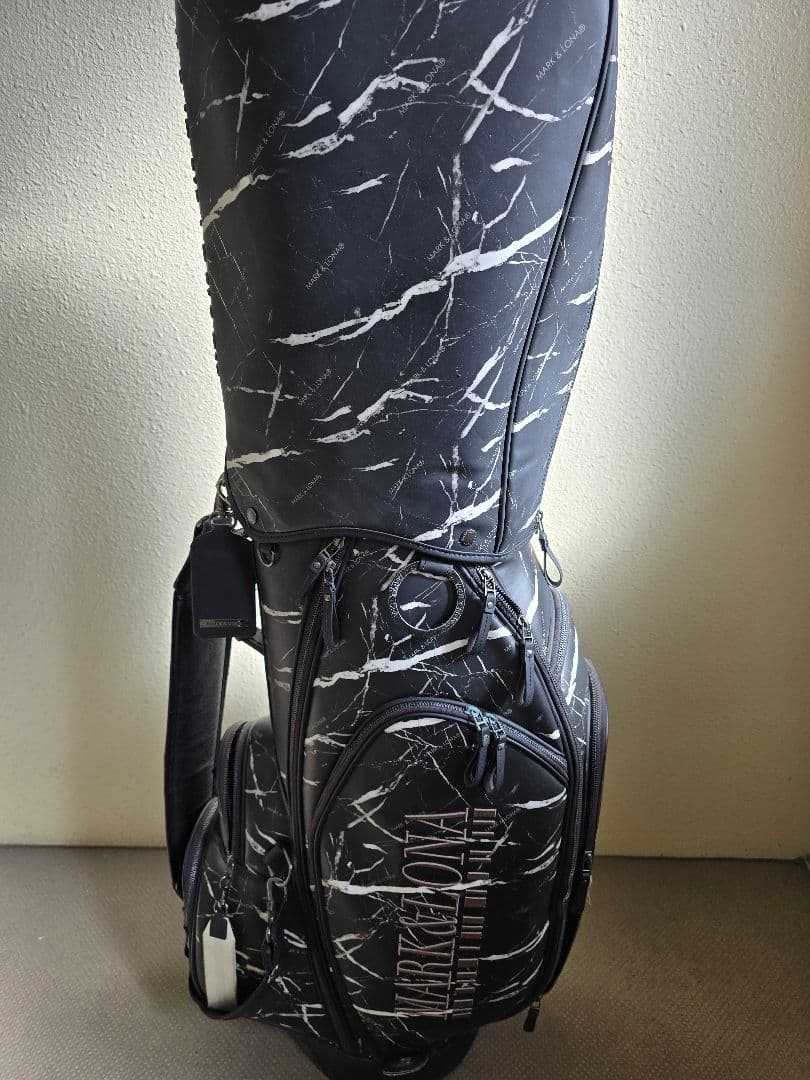 マークアンドロナ　キャディバッグ、ヘッドカバーセット