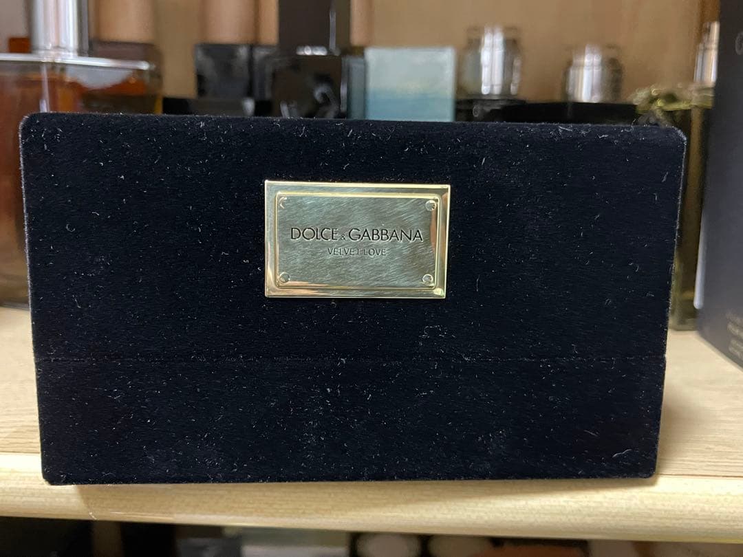 DOLCE&GABBANA ベルベット ラブ プールファム EDP 50ml