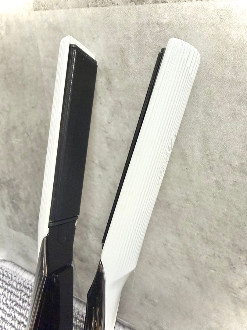 【なお】Refa MTG リファ ストレートアイロン 2022年製