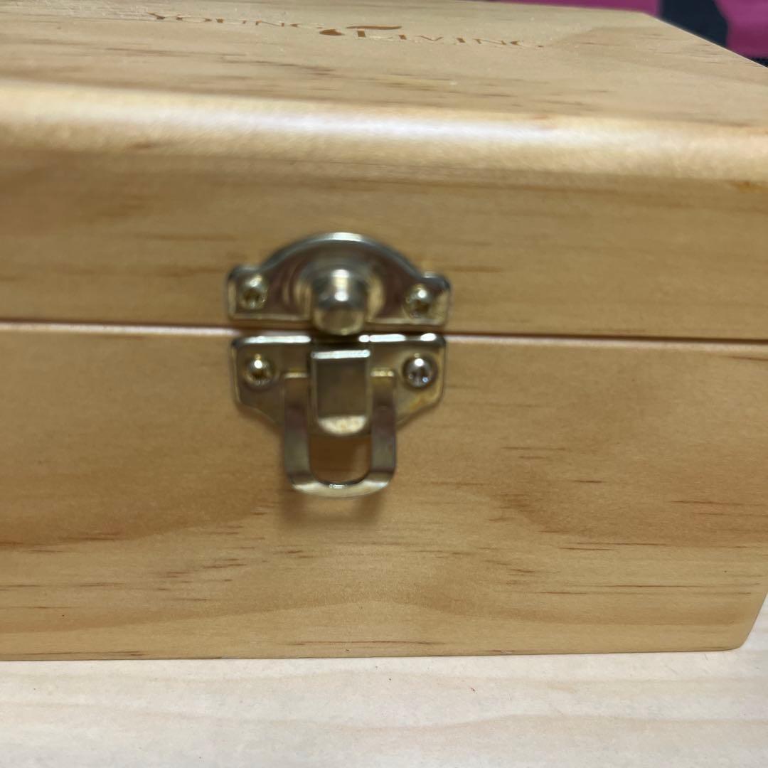 Young Living Immuwell アロマケース２個　おまけアロマオイル