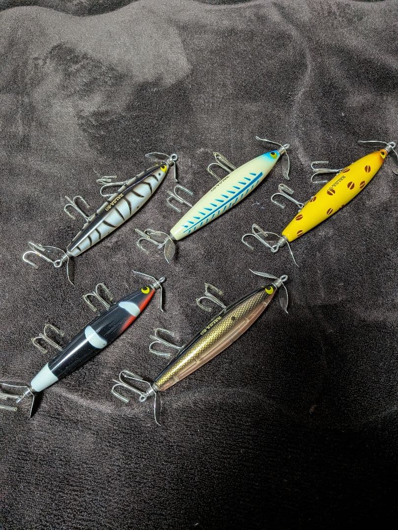 ザウルス　セラフ　トップウォータールアー交渉ありです