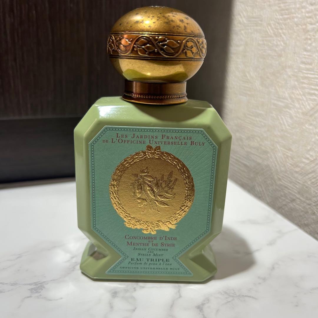 ビュリー香水 オートリプル　シリィの香り