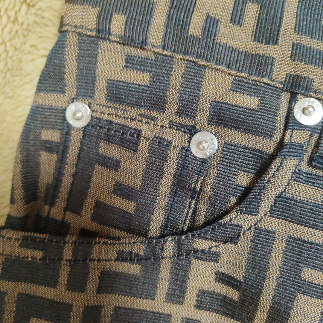 フェンディ　パンツ　ズッカ柄