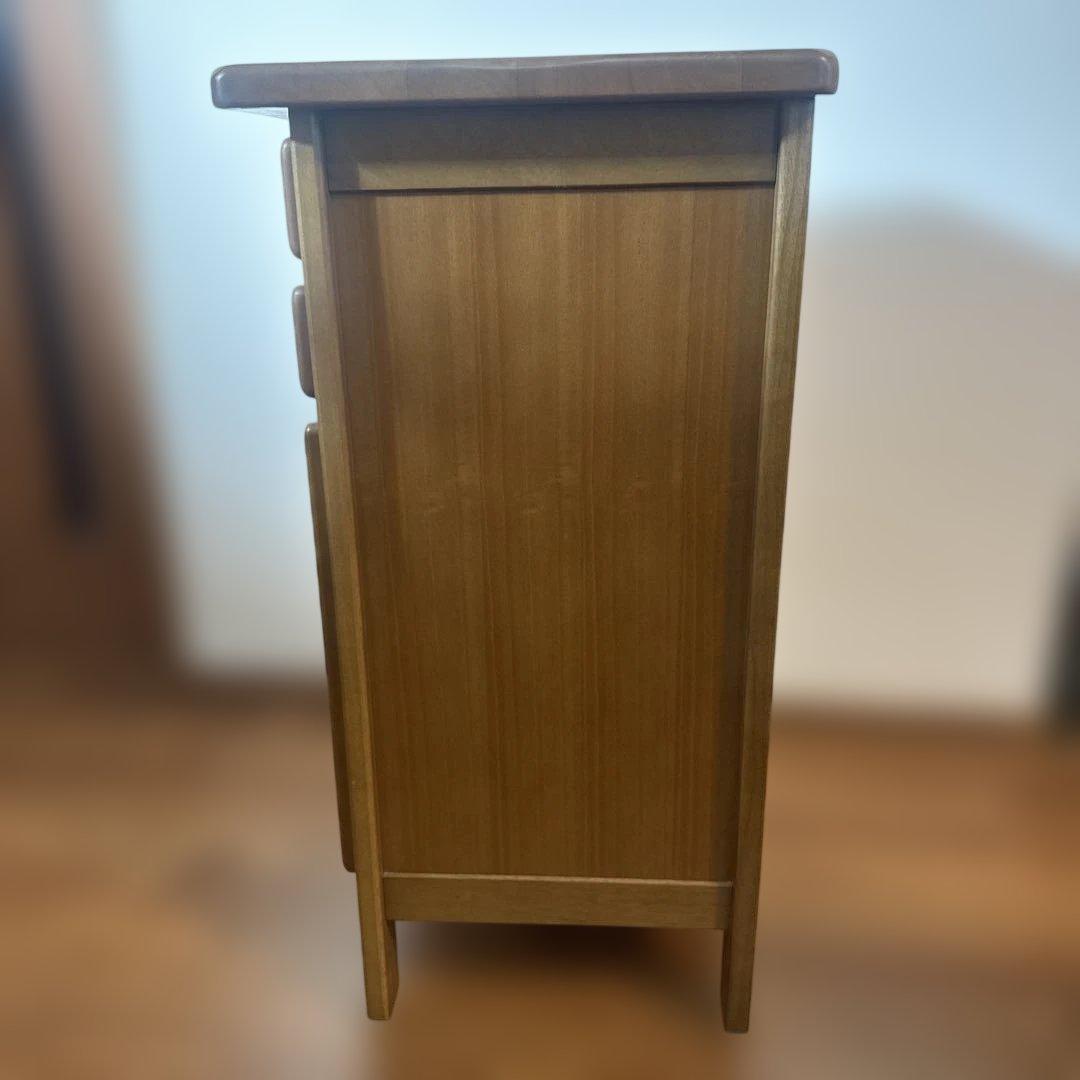 karimoku カリモク マルチチェスト 飾り台　キャビネット スリッパ収納