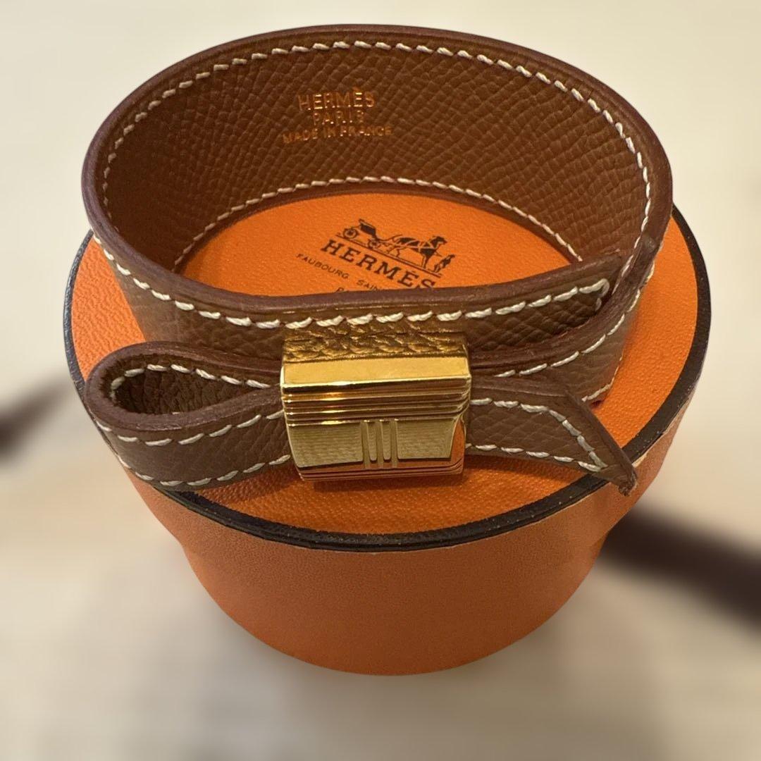 HERMES レザーバングル　アルテミス