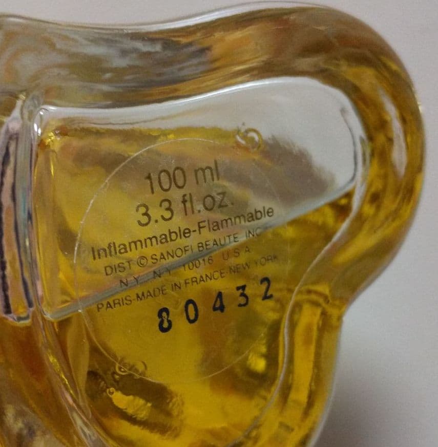 廃盤品イヴ・サンローラン