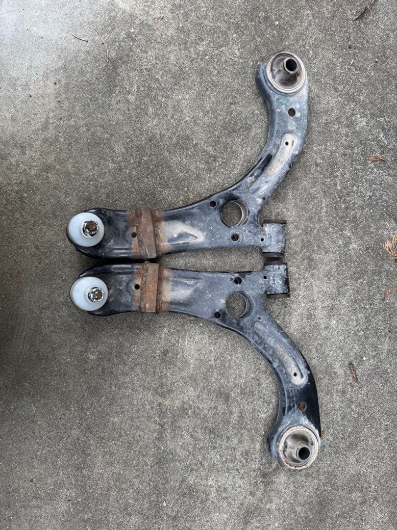 ダイハツ 75系 加工ロアアーム