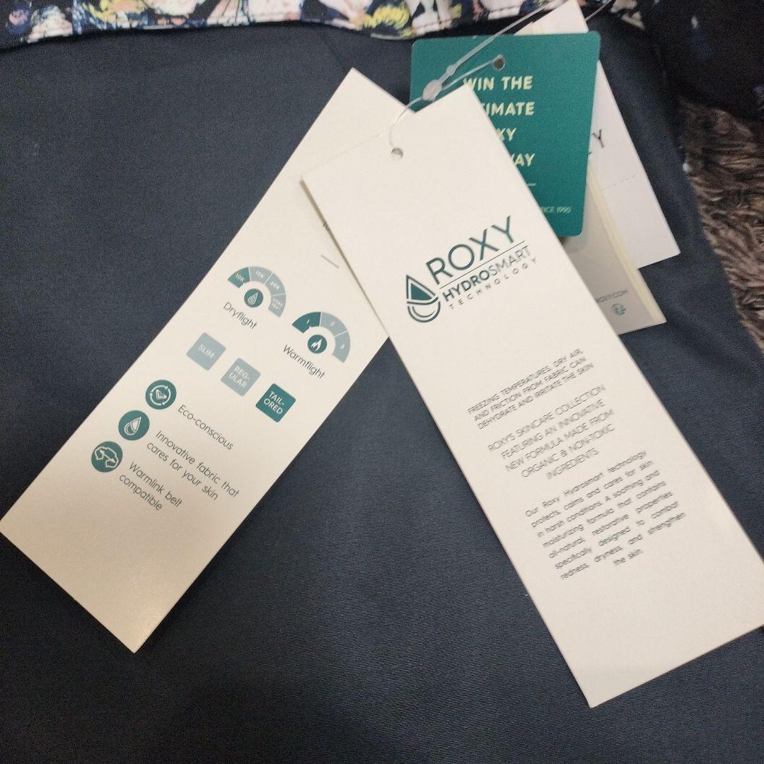 【新品、未使用】ROXY スノーボードジャケット サイズS