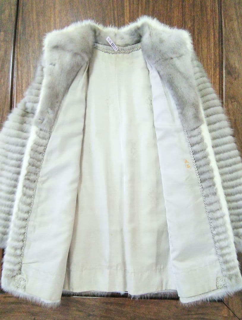 ミンク毛皮コート シルバーグレー