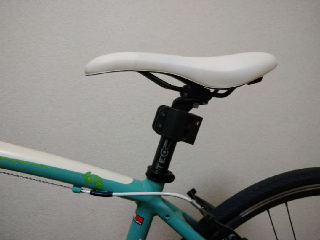 Bianchi Camaleonte Sport クロスバイク【引取歓迎】