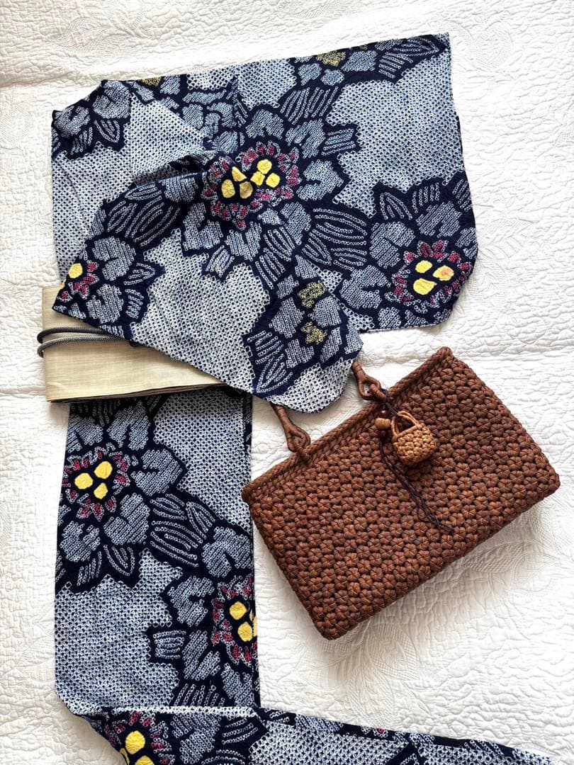 ご奉仕価格 ◆ 粋な大人の浴衣 ◆ 有松絞り 花繋ぎ 逸品