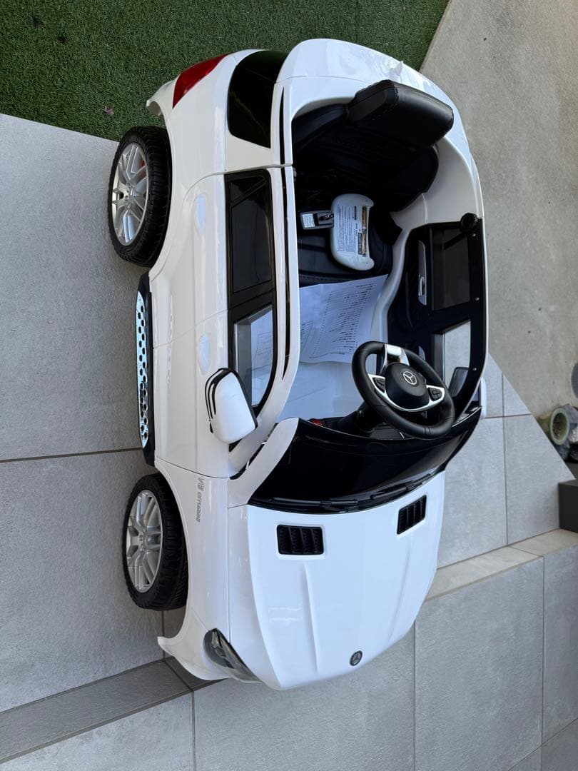 ※【直接引渡し限定】※ 子供用　メルセデス・ベンツ 電動乗用車