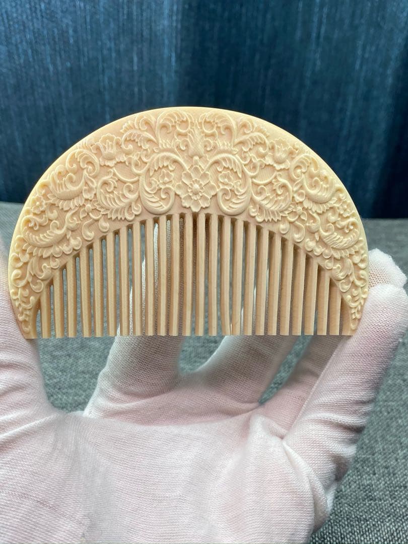 天然マンモス牙美しい彫刻 一櫛百順 髪櫛(57g)