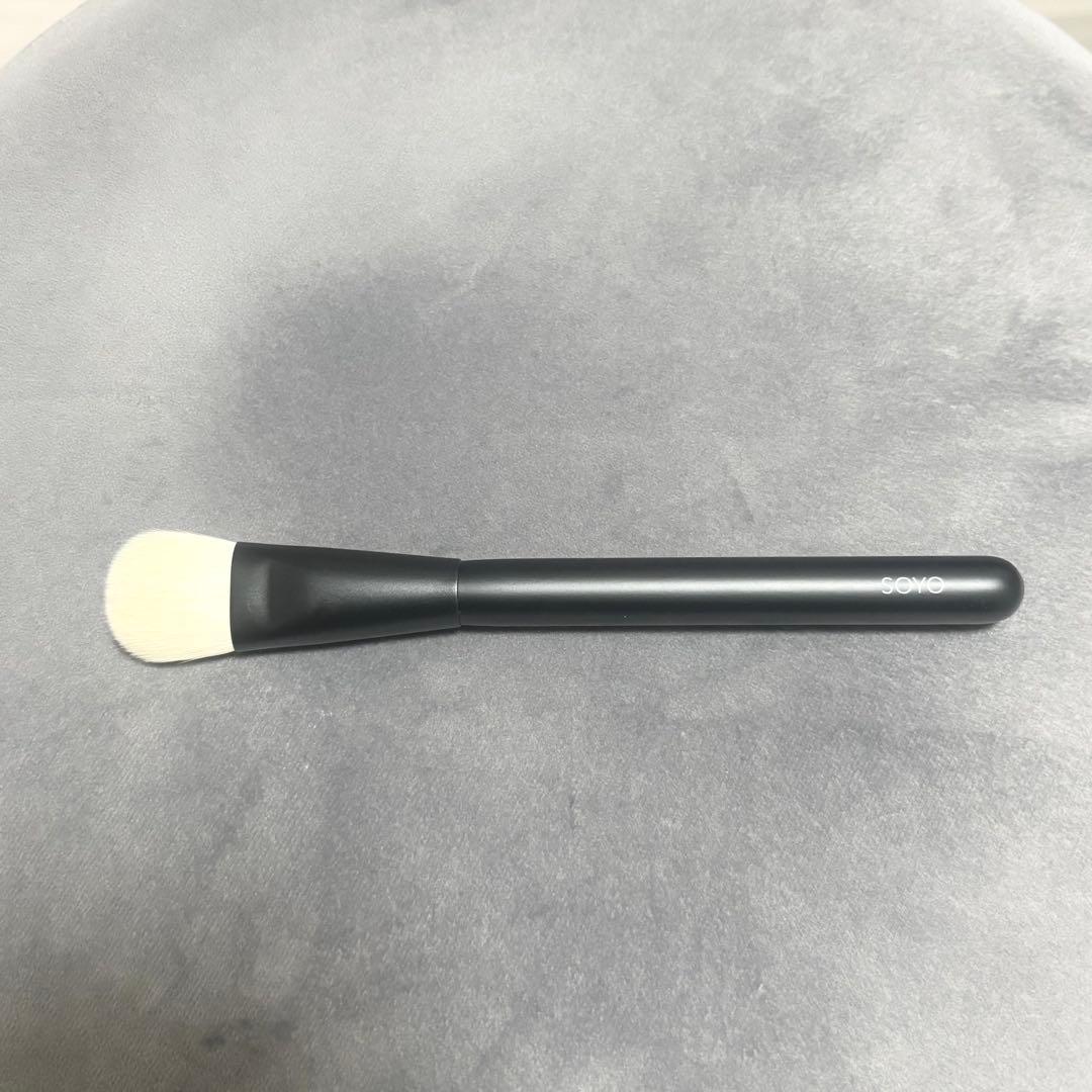 【ほぼ未使用品】SOYOブラシ11 スムースファンデーションブラシ