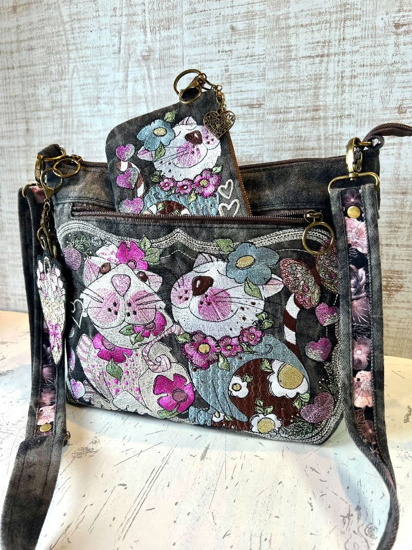 シータ様♡お纏めリクエスト※刺繍のふんわり軽量ショルダーバッグ♡など