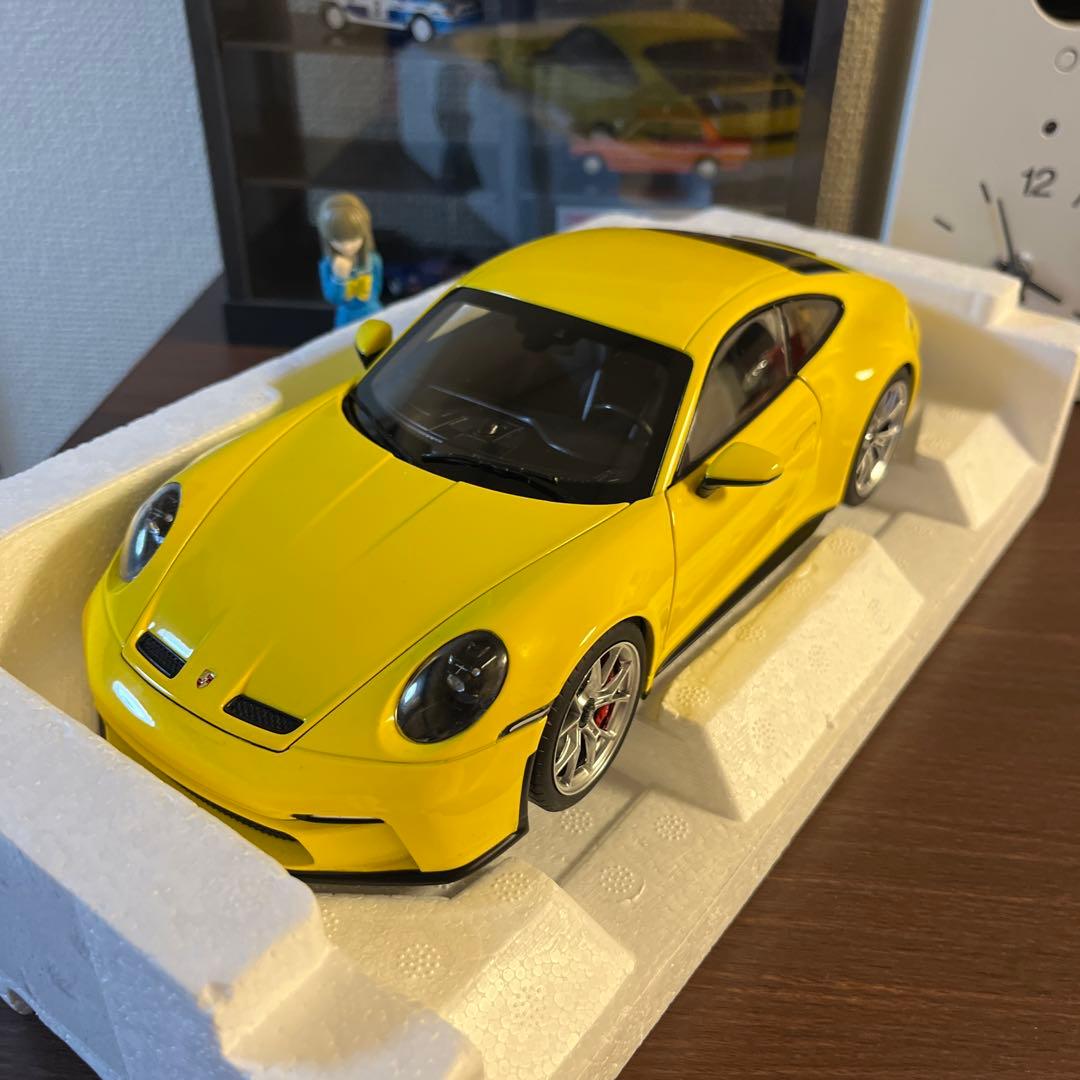 ミニカー Norev 1/18 Porsche 911 GT3 2021 Yellow