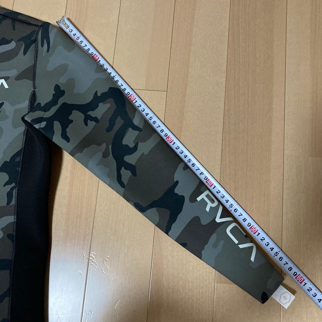 【新品未使用】RVCA 長袖タッパー フロントジップ　Sサイズ