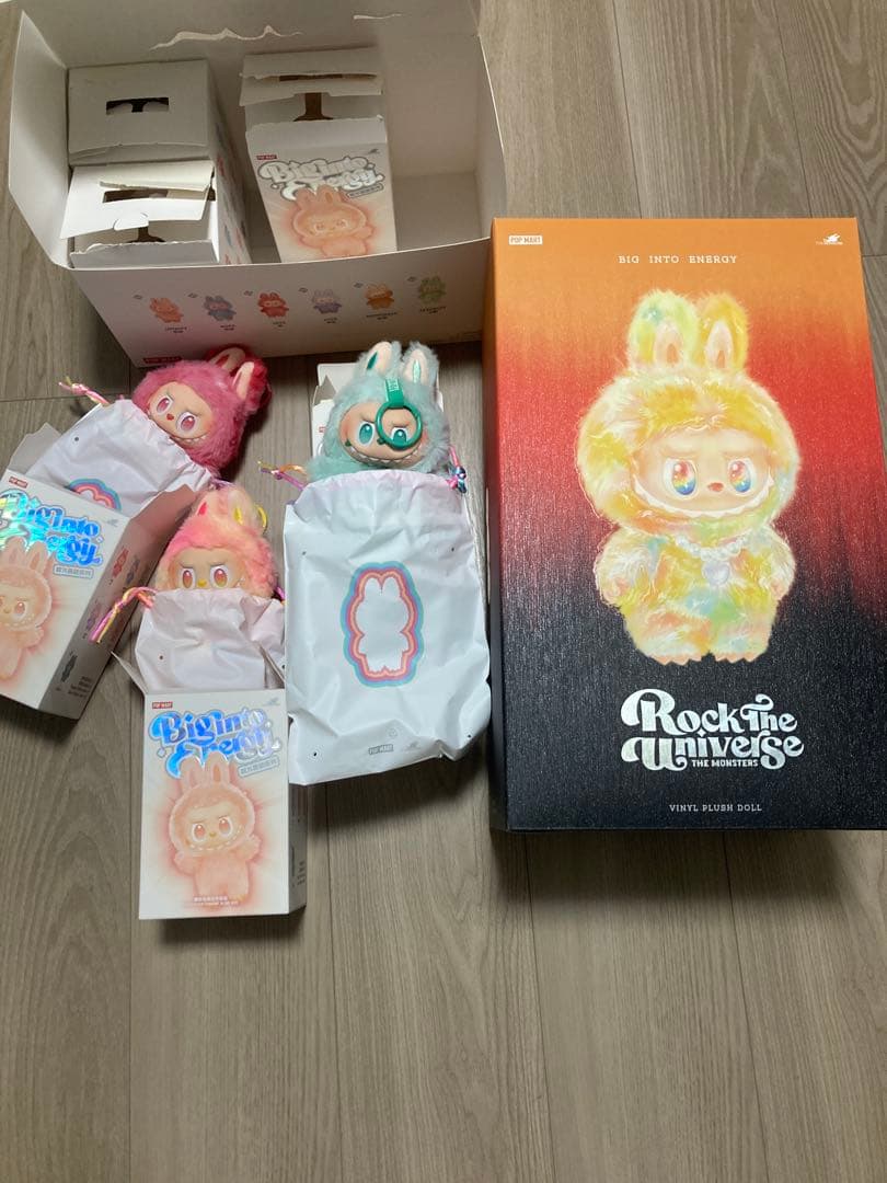 ぬいぐるみ・マスコット LABUBU rock the universe