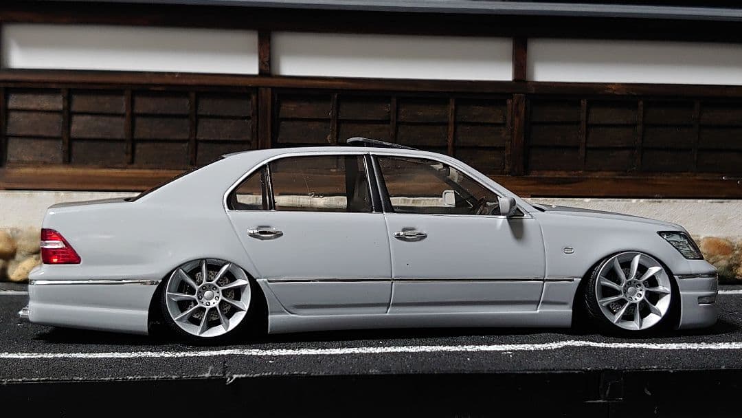 1/24 アオシマ ファブレス 30セルシオ 完成品