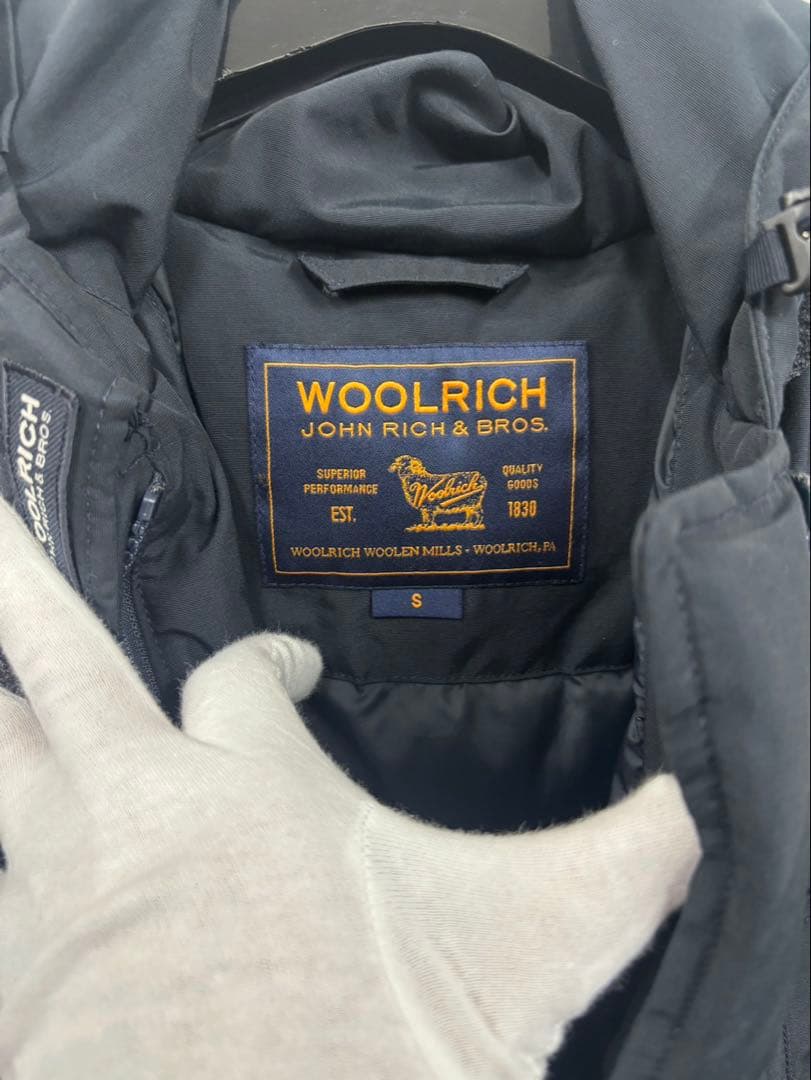 ウールリッチ ダウン