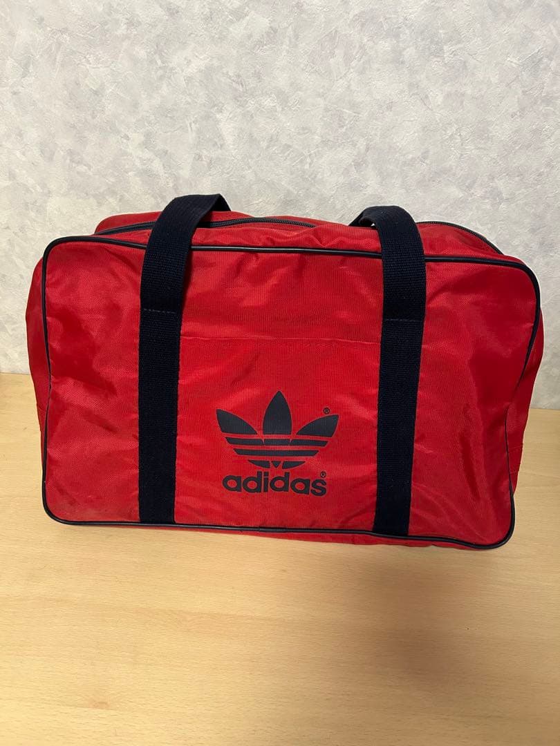 adidas赤スクバ　ボストンバック80s スポーツバック