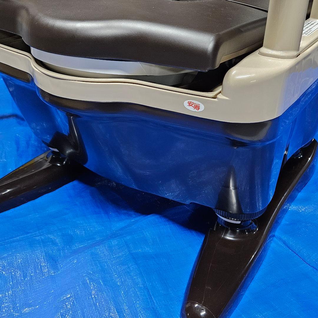 ポータブルトイレ 調整可能な高さ　アロン化成　ジャスピタ