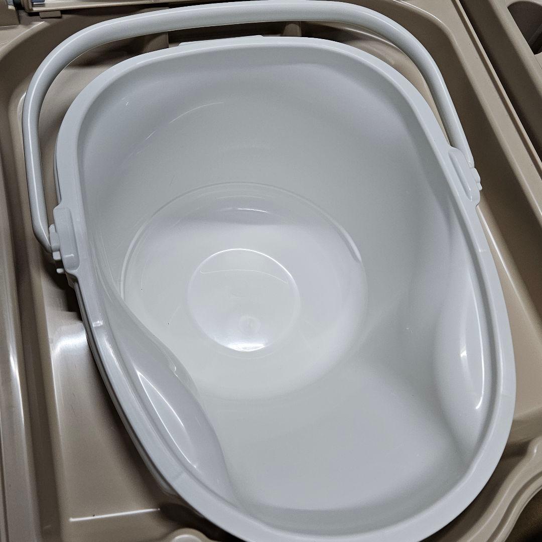 ポータブルトイレ 調整可能な高さ　アロン化成　ジャスピタ