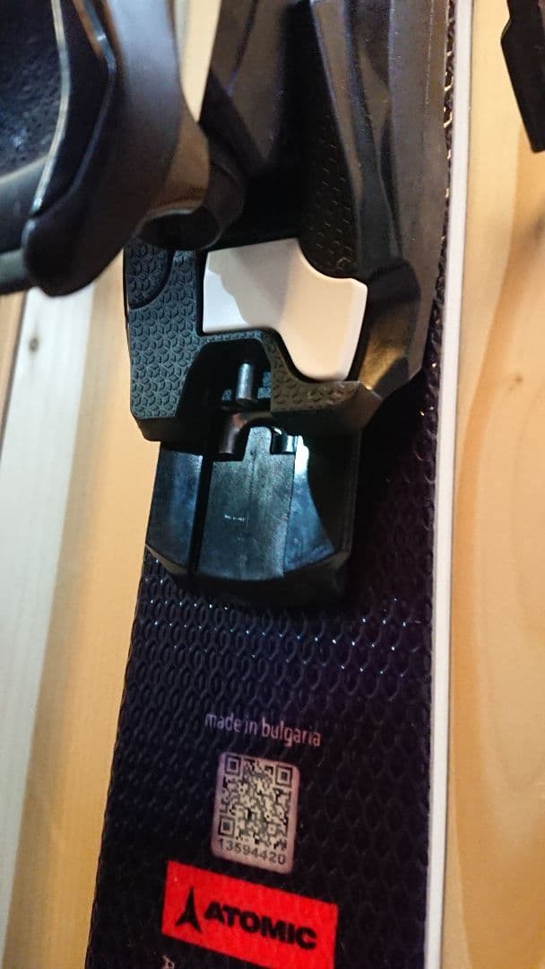 ATOMIC J4 150㎝②簡単調整ビン229～336㎜ アトミックスキー板