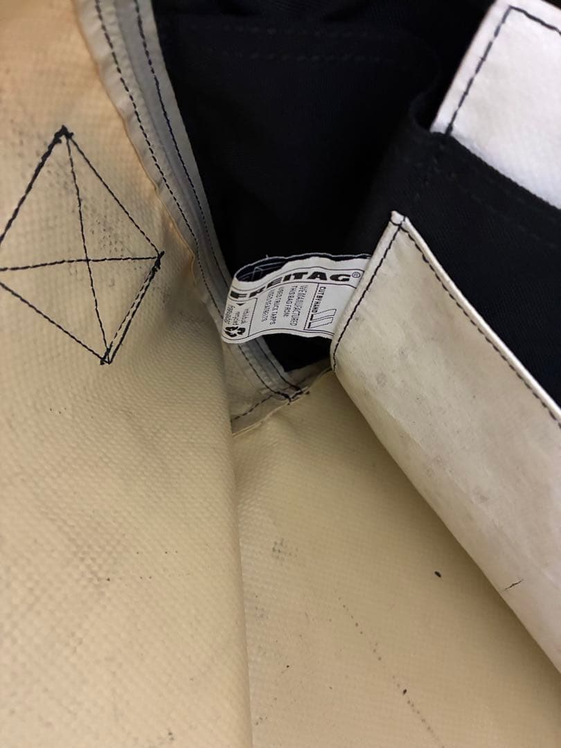 フライターグ LOIS F45 ボストン　ショルダー　ホワイト系