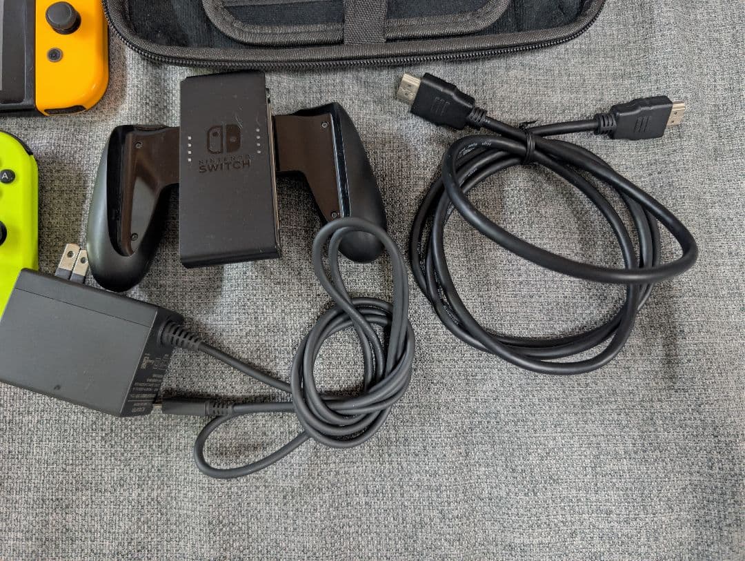 switch本体　一式　ジャンクジョイコン×4