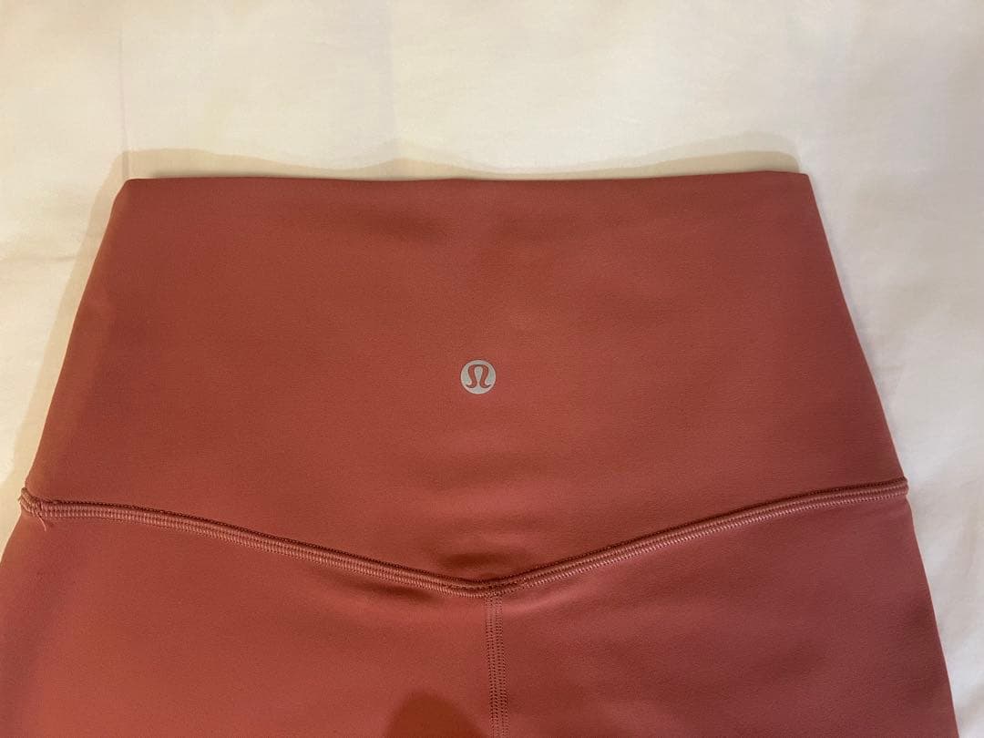 ルルレモン　アラインハイライズレギンス　サイズ4 25インチ　ピンク系