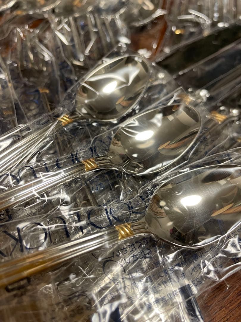 ラッキーウッド〈エメラルド金彩〉シリーズ　ステンレス18-10 23本セット