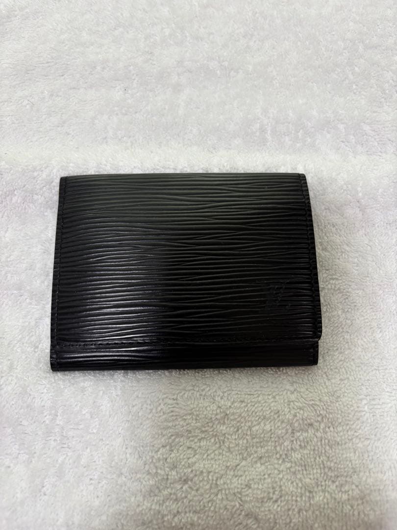 ルイヴィトン エピ（黒）名刺入れ