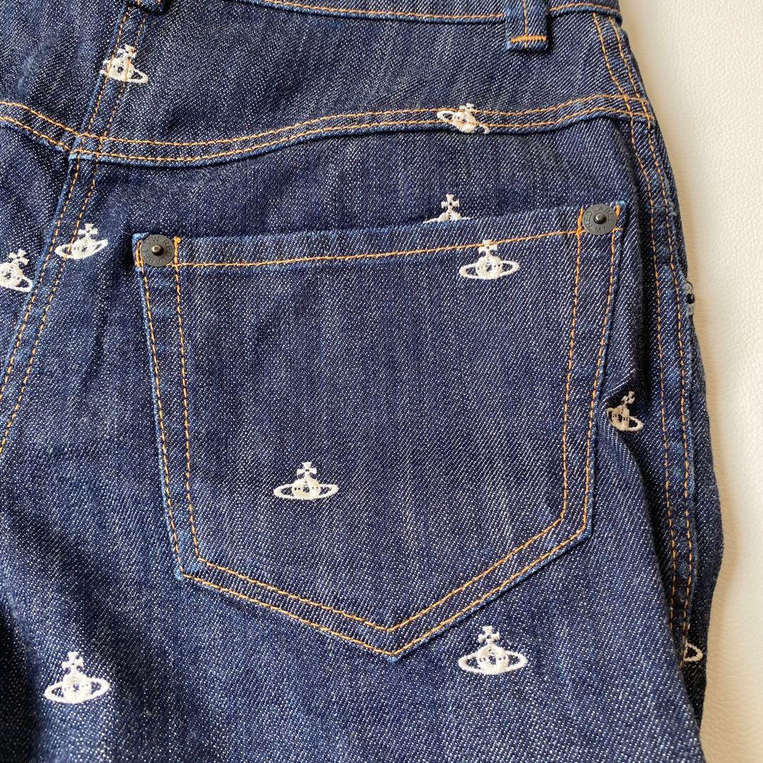 【美品】ヴィヴィアンウエストウッド　ハーフパンツ　オーブ刺繍　オーブ総柄　デニム