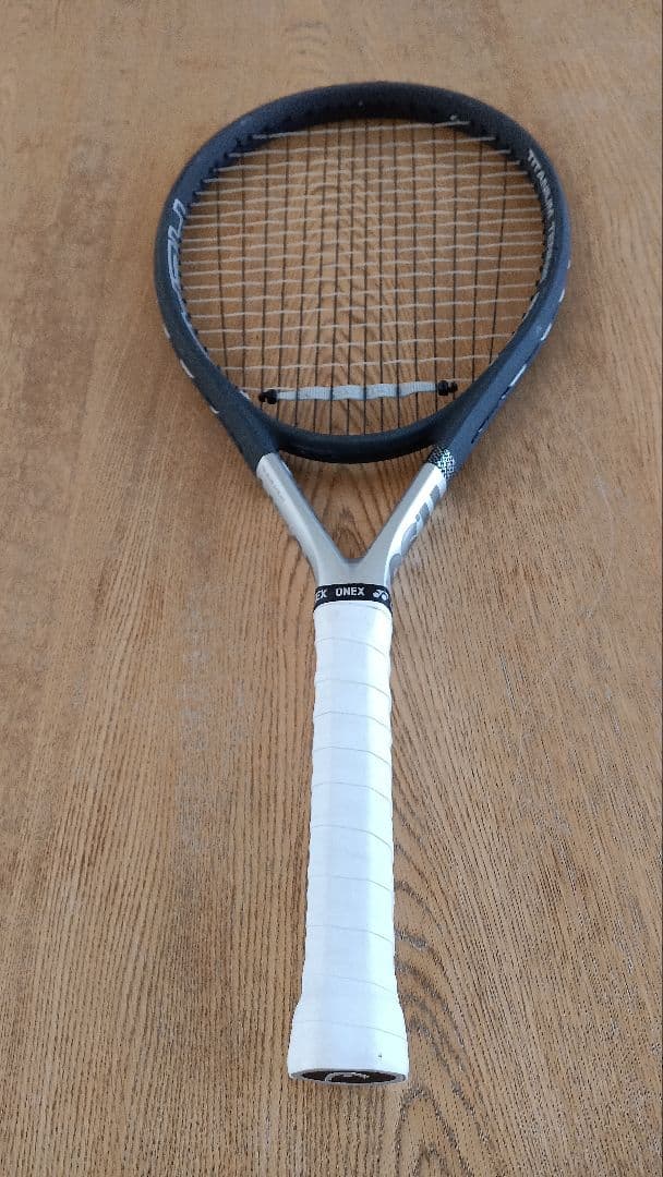 ヘッドラケットT.is 6