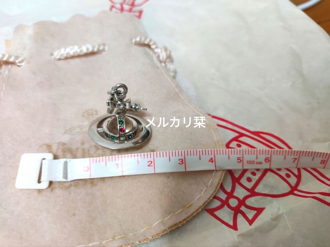 ゆ。様 17日ヴィヴィアンウエストウッド 廃盤タイニーオーブ シングルピアス片耳