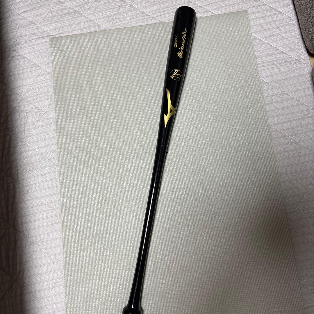 ジ*イ様 引退　巨人・長野久義　バット