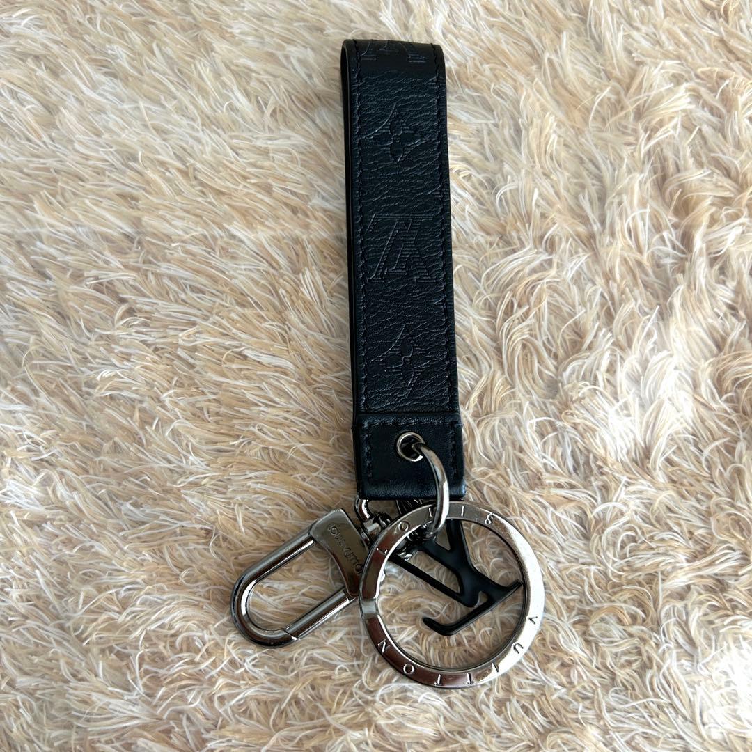 美品✨ ルイヴィトン モノグラム シャドウ ポルトクレ ドラゴンヌ キーリング