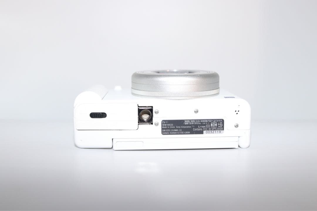 ☆美品【SONY】VLOGCAM ZV-1 ホワイト ソニー