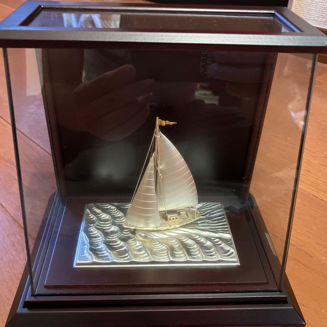 武比古　銀製ヨット　7号 ディスプレイケース付き