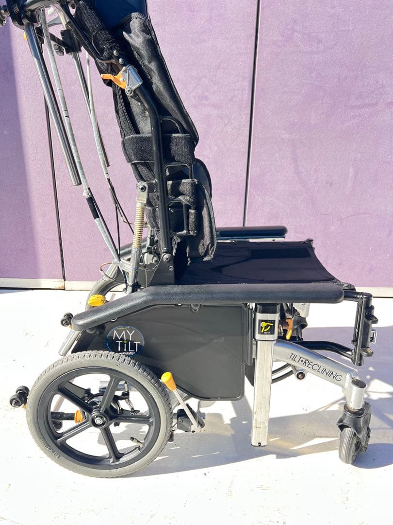 松永式ティルト・リクライニング車椅子「マイティルト」