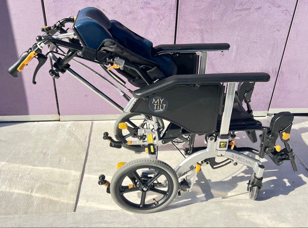 松永式ティルト・リクライニング車椅子「マイティルト」