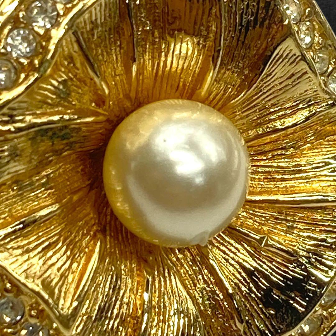 ヴィンテージ Dior パール花 ラペルピン 284