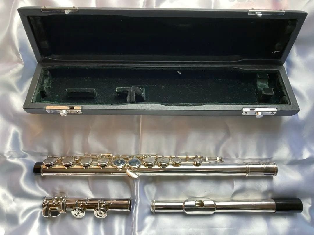 Pearlフルートpf665 頭部管銀製　初級〜中級者