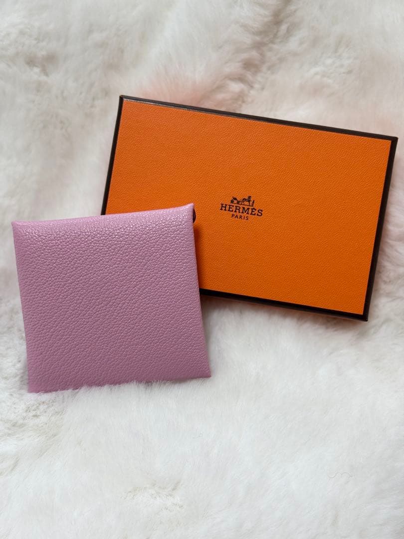 あーたん☆新品☆HERMES バスティア　ケース　モーヴシルベスト