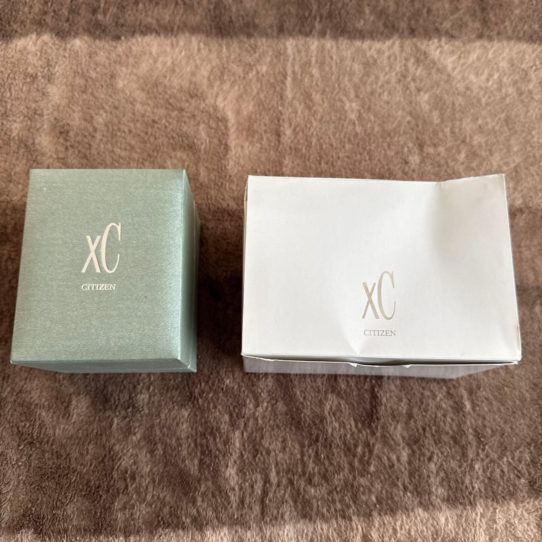 CITIZEN xC ソーラー腕時計/アナログ/BLK/H058-T021158